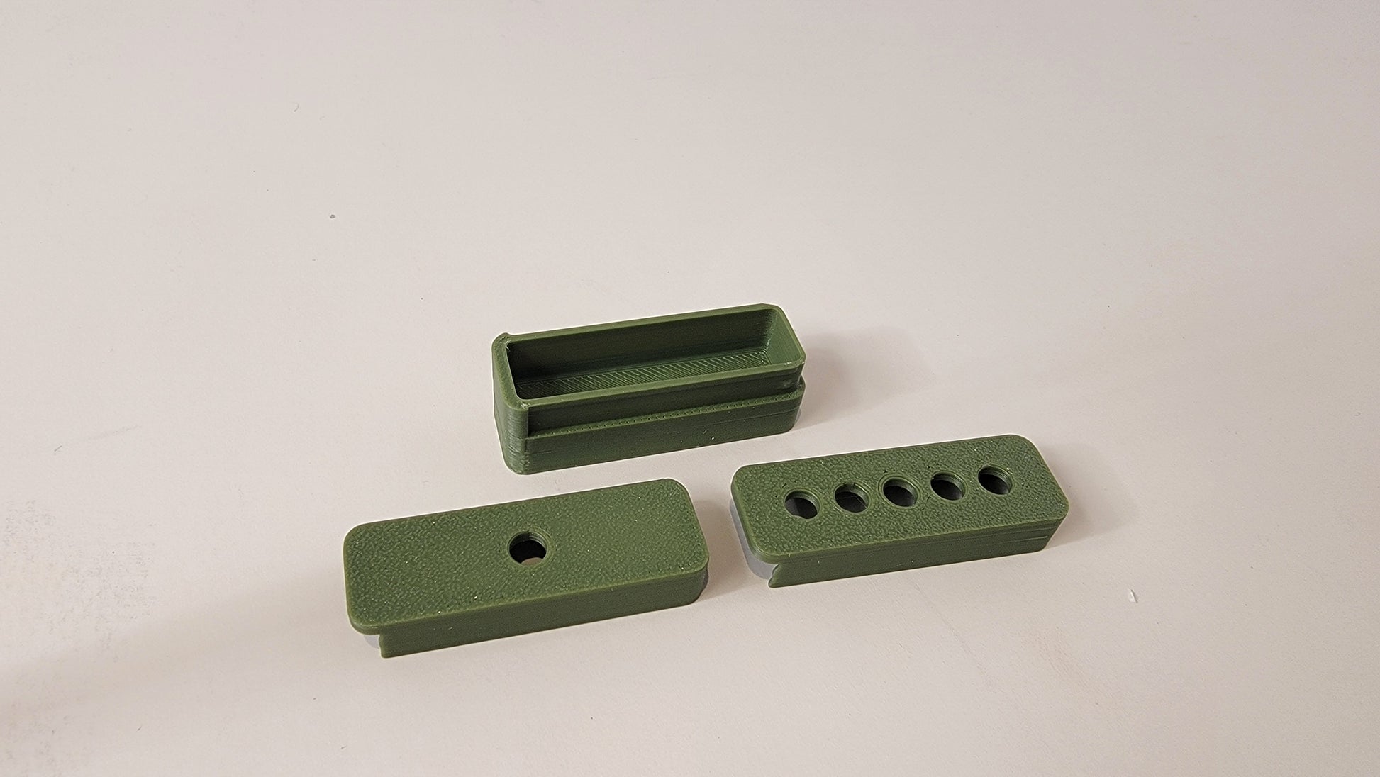 agnetic hide showing Getxent tube slot, K9 nose work scent detection equipment