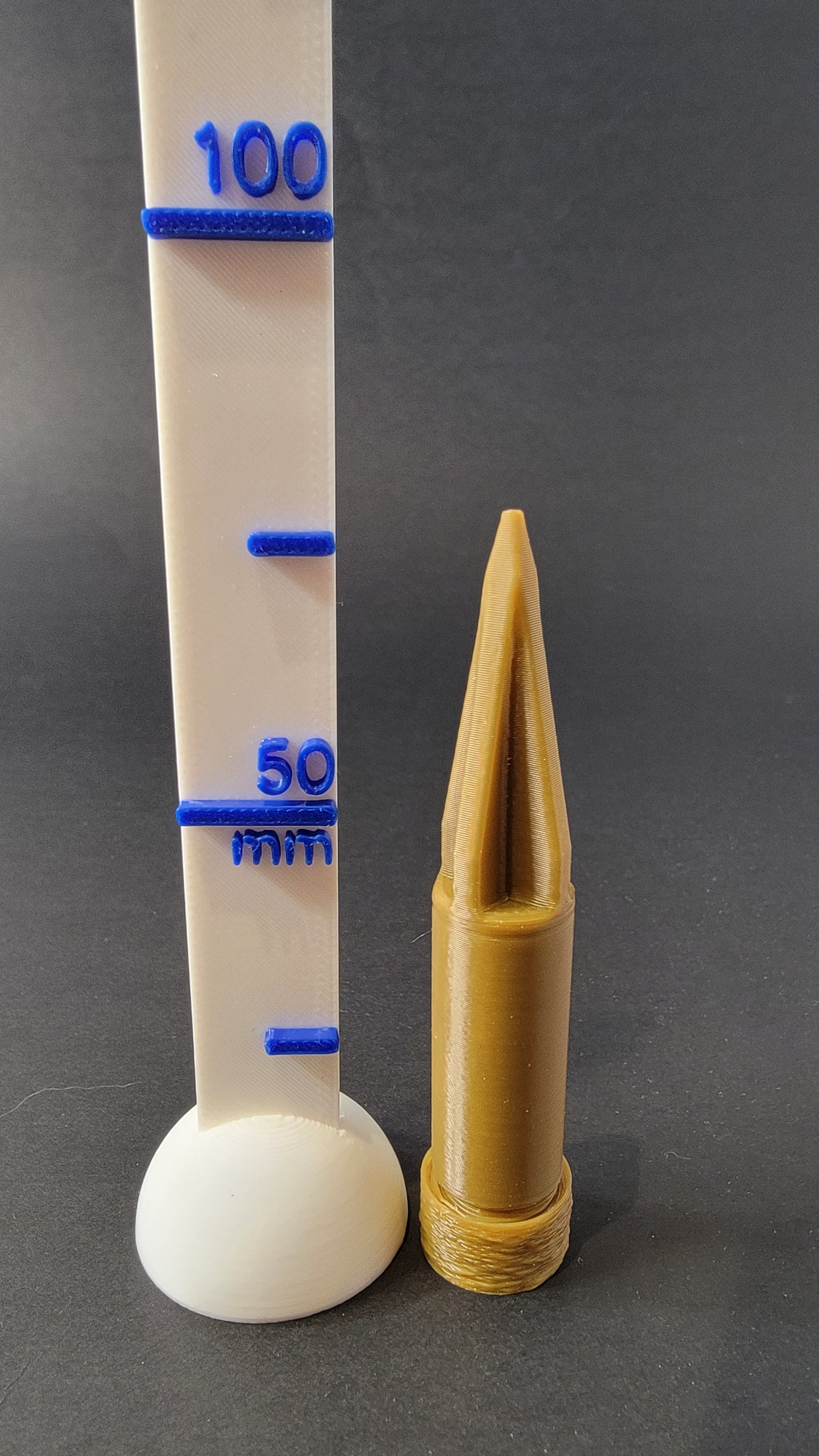 Spike nose work hide in search position, ABS plastic scent container