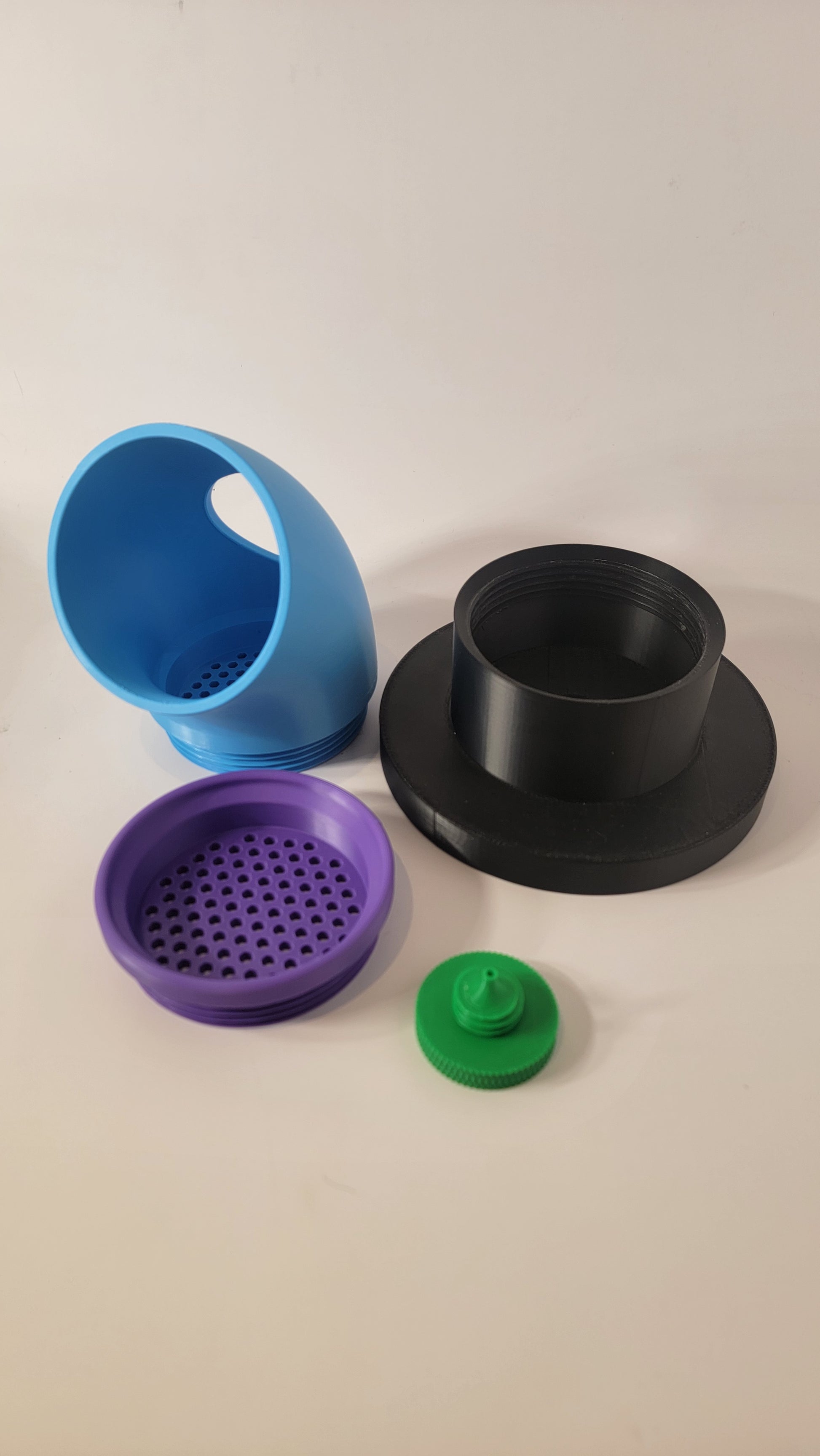 Bowl and pipe set use for scent detection introduction and training