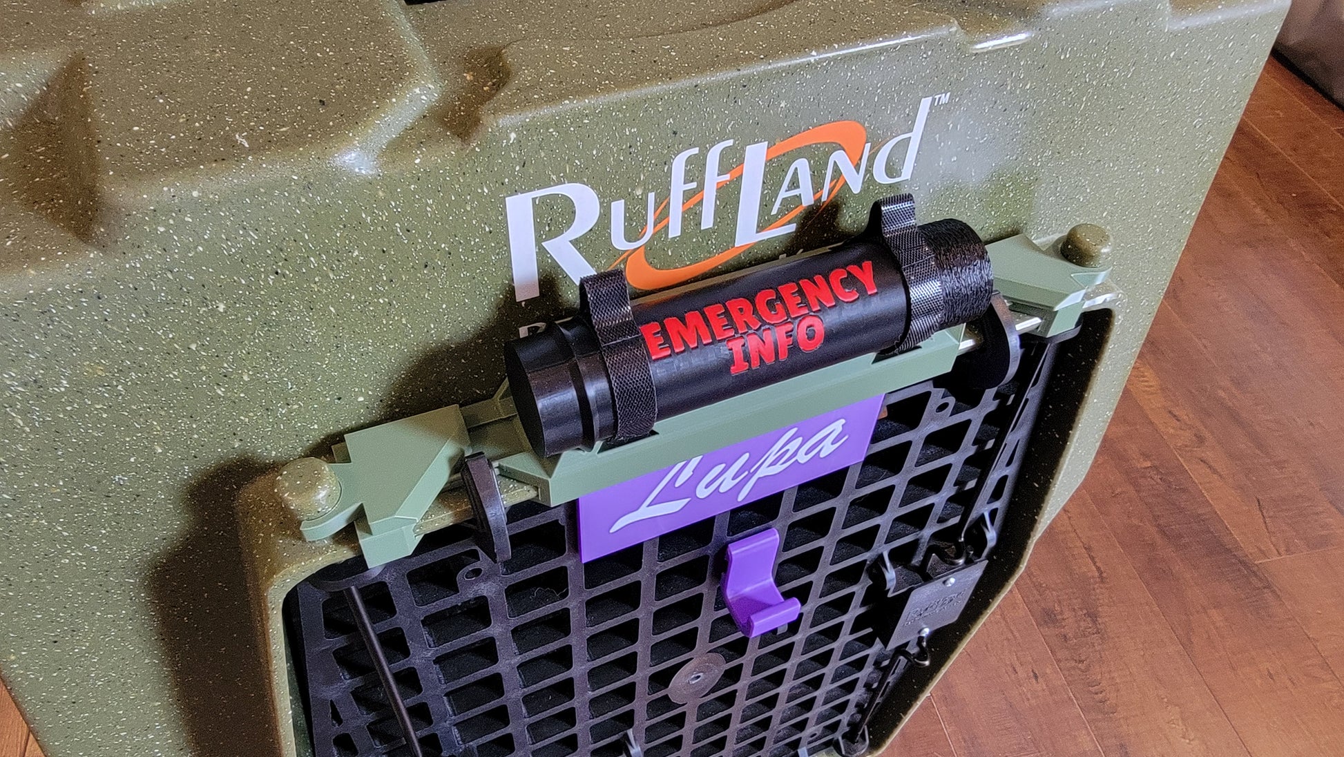 Ruffland kennel emergency contact info tube