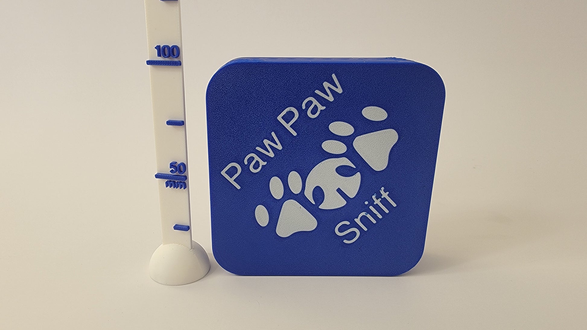 Tile scent hide size comparison for nose work training